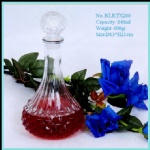 fancy glass wine bottle with glass cap 840ml